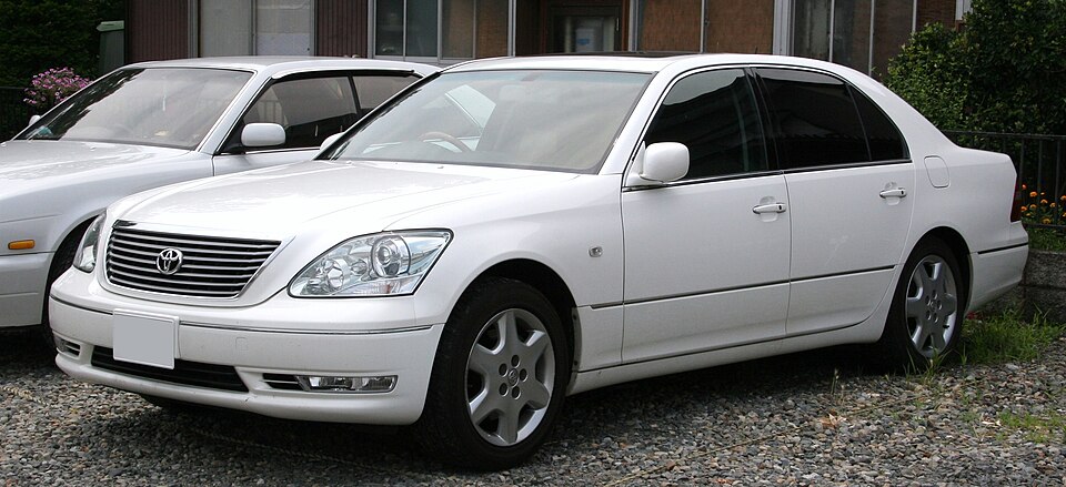 Toyota Celsior — UCF30 facelift
