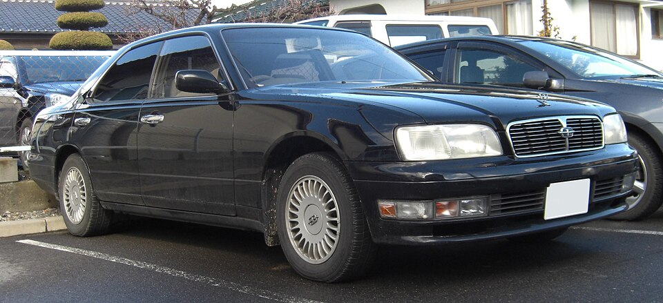 Nissan Gloria — Y33